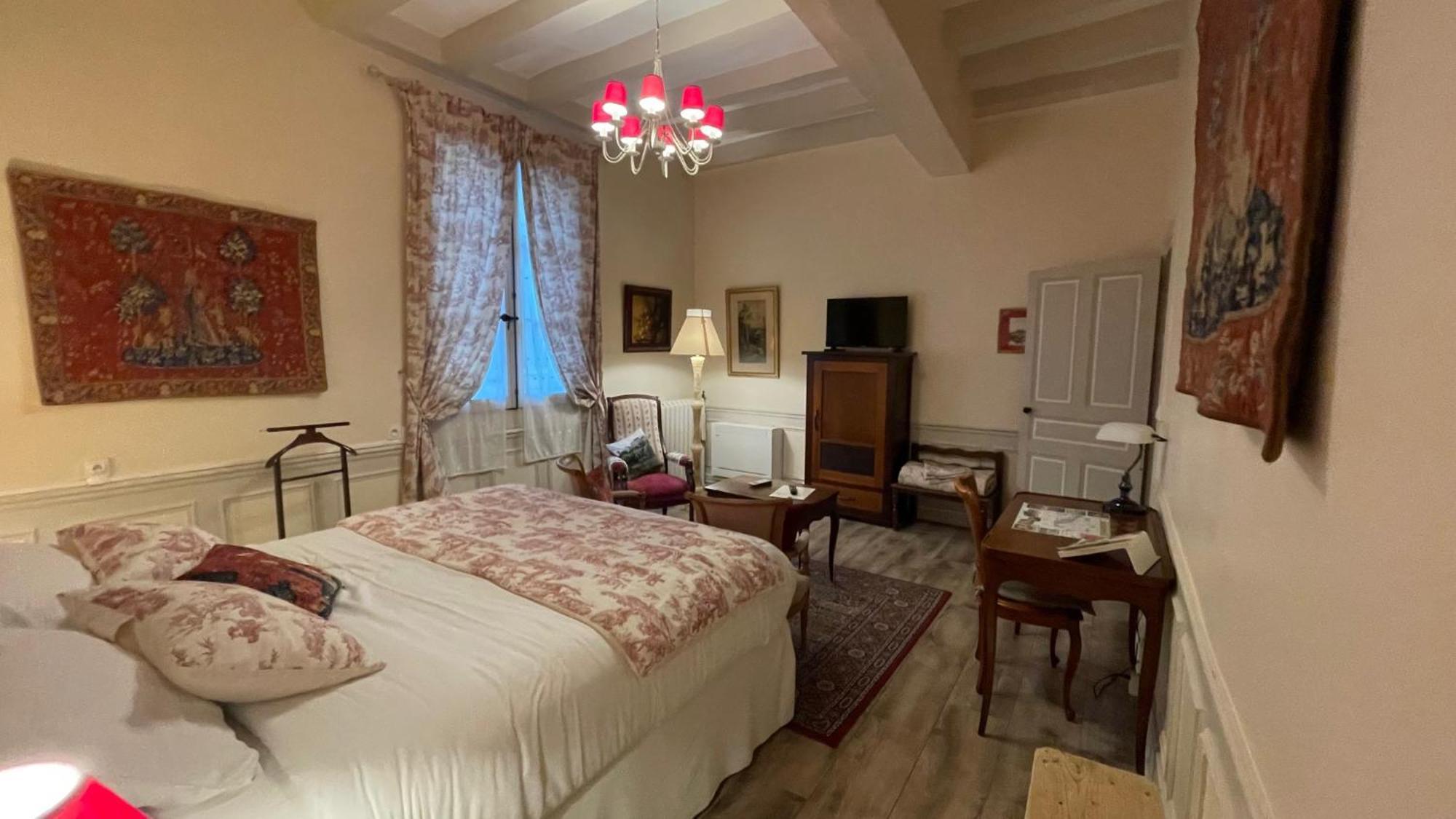 Au Relais Saint Maurice Panzió Chinon Szoba fotó